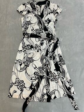 Vintage Harari Black & White Printed Silk Wrap Dress - Women Small